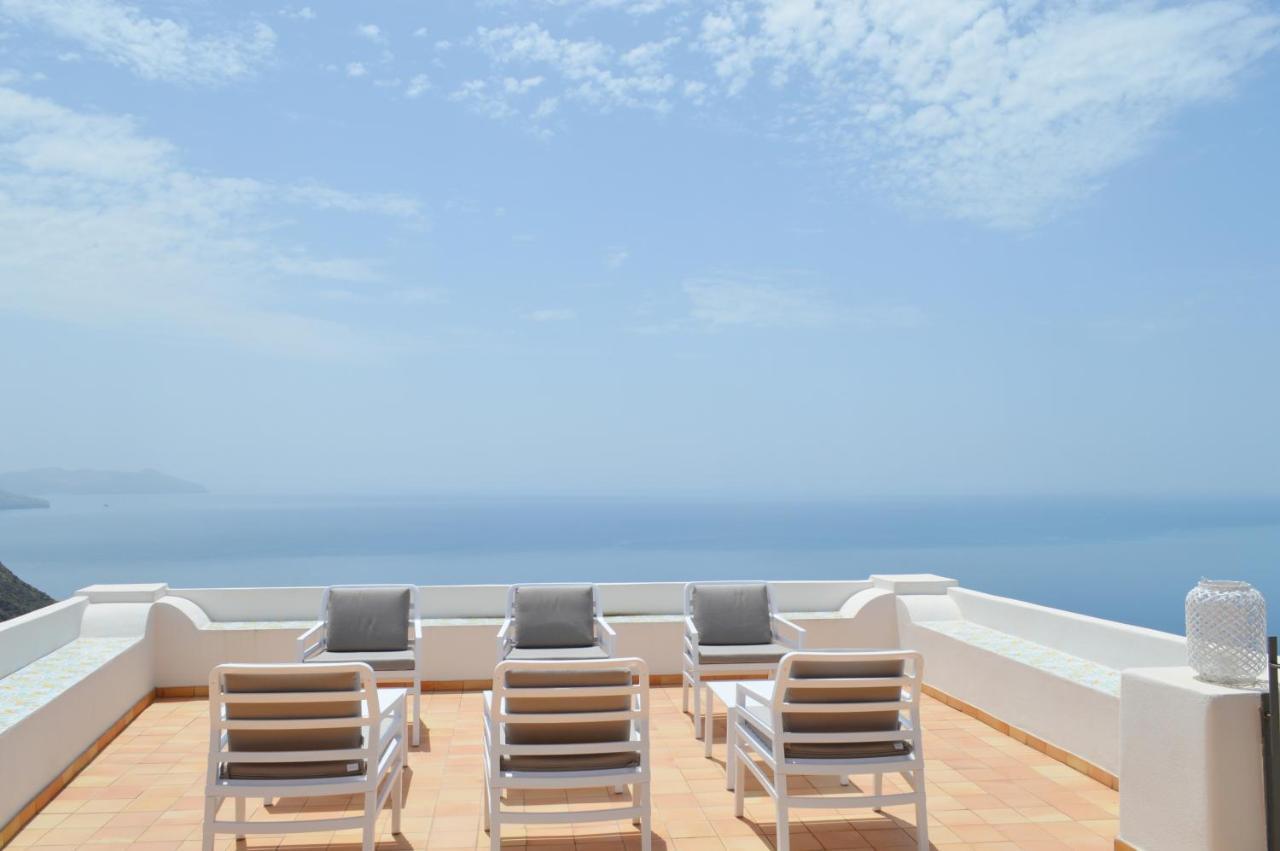 Orizzonte Relais Villa Leni Luaran gambar